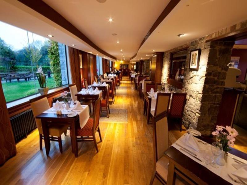 Court Yard Hotel 레익슬립 외부 사진