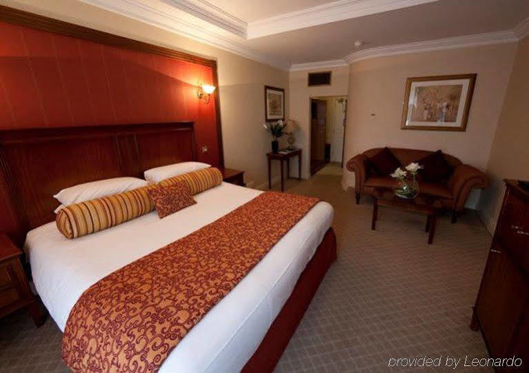 Court Yard Hotel 레익슬립 외부 사진