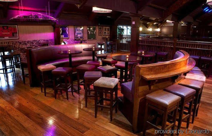Court Yard Hotel 레익슬립 외부 사진